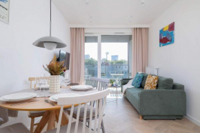 Słoneczna Comfy Apartment with Balcony & Parking Katowice by Noclegi Renters